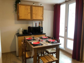 Petit appartement Labellisé Les 2 Alpes résidence Arc en Ciel télésiège Petite Aiguille Les Deux Alpes
